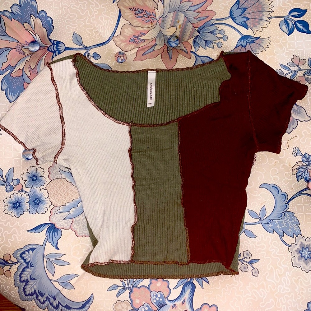Chocolate brand block shirt